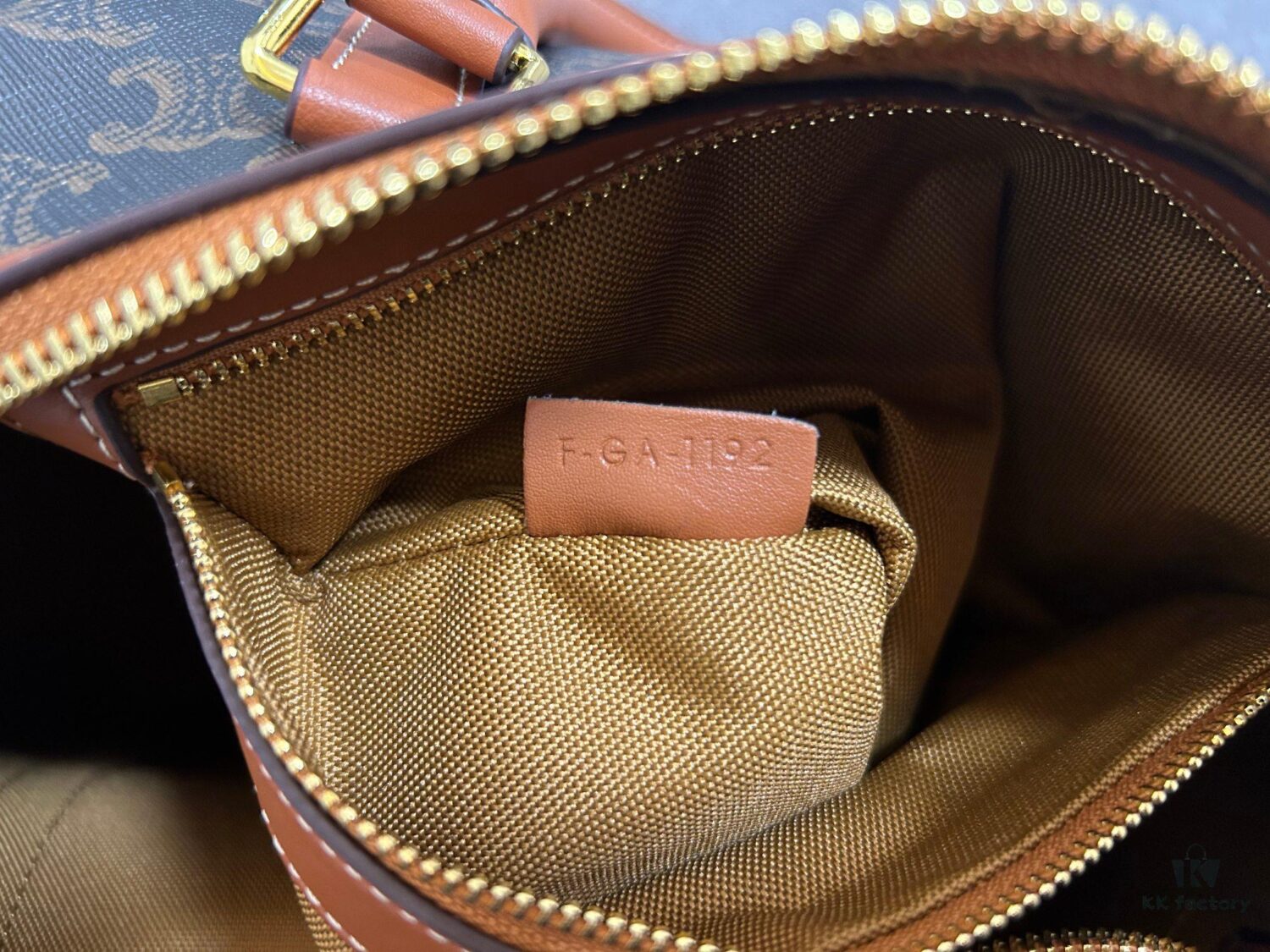 CELINE Phone Bag, Styling Essential, Material: Interior - Full-Grain Leather, Exterior - Vintage Pattern, Unisex Design, Must-Have Style