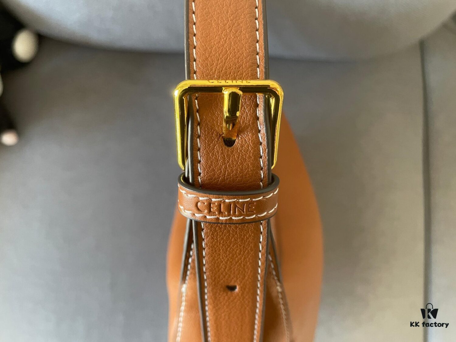 6930ac196e68136f4d9acdf9 New Arrival CELINE HELOISE HOBO Bag - Must-Have for Fall/Winter! Rounded, fluid silhouette reminiscent of an oversized AVA bag. Undeniably chic and quintessentially Celine – effortlessly French, stylish, and timeless. Spacious enough for short trips or daily use, combining elegance with practicality.