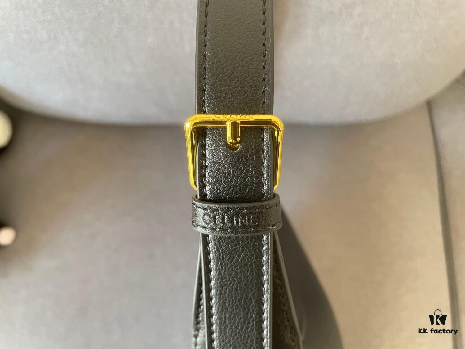 6930ac1f6e68136f4d9ace03 CELINE New Arrival HELOISE HOBO Shoulder Bag – Must-Have for Fall/Winter Collection!