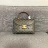 New Arrival A CELINE Arc de Triomphe Kelly Bag, New Design Arc de Triomphe Tote, Exuding Elegance, Simple and Refined Silhouette Showcasing a Polished Style and Pure Aesthetic