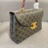 New Arrival A CELINE Arc de Triomphe Kelly Bag, New Design Arc de Triomphe Tote, Exuding Elegance, Simple and Refined Silhouette Showcasing a Polished Style and Pure Aesthetic