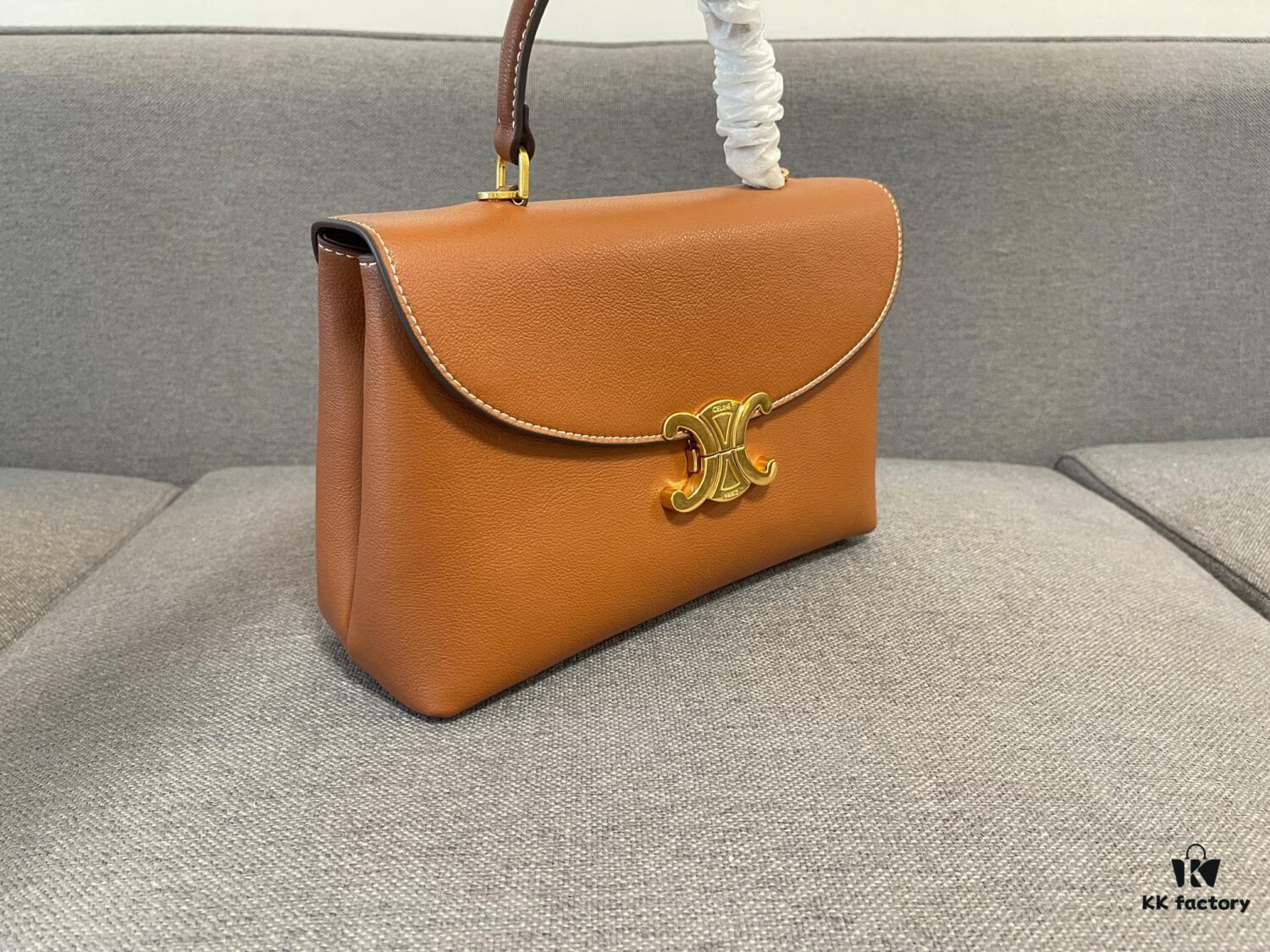 6930ac346e68136f4d9ace26 New Arrival CELINE Arc de Triomphe Kelly Bag, 8018#, Size: 25.5x18.5x10