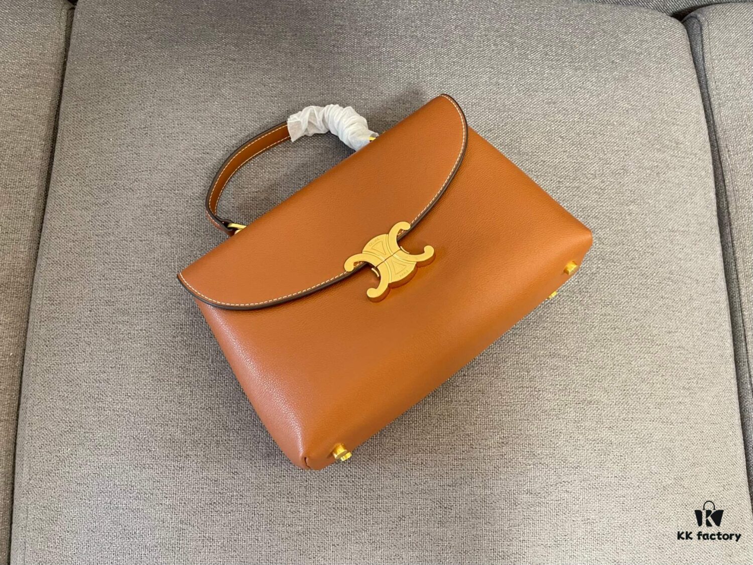 6930ac3d6e68136f4d9ace34 New Arrival CELINE Arc de Triomphe Kelly Bag, 8018#, Size: 25.5x18.5x10