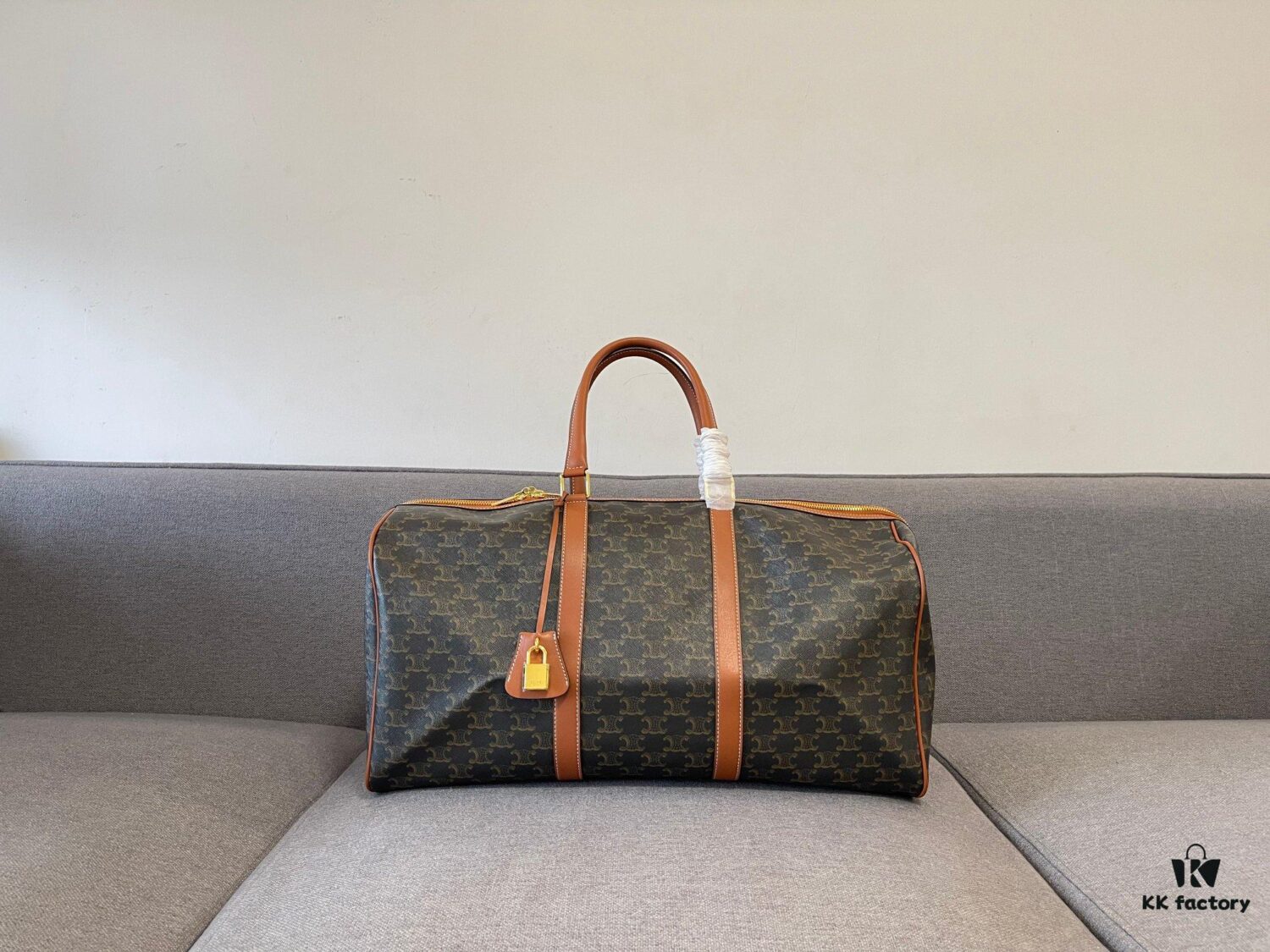 6930ac436e68136f4d9ace3c Celine Vintage Travel Bag – Timeless Archlight Monogram Design with Lightweight, Spacious and Versatile Style