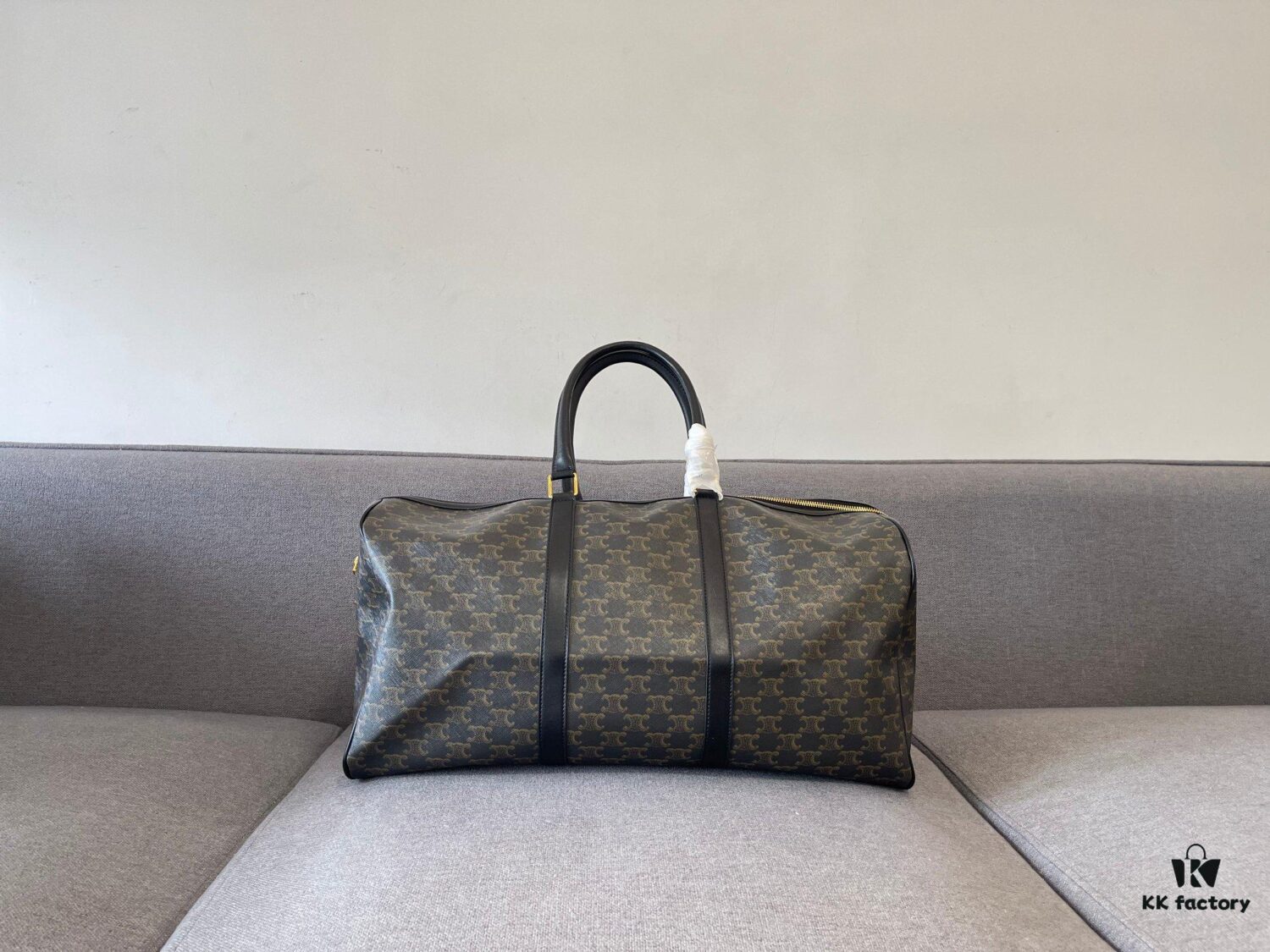 6930ac4a6e68136f4d9ace48 Celine Vintage Travel Bag – Timeless Archlight Monogram Design with Lightweight, Spacious Build
