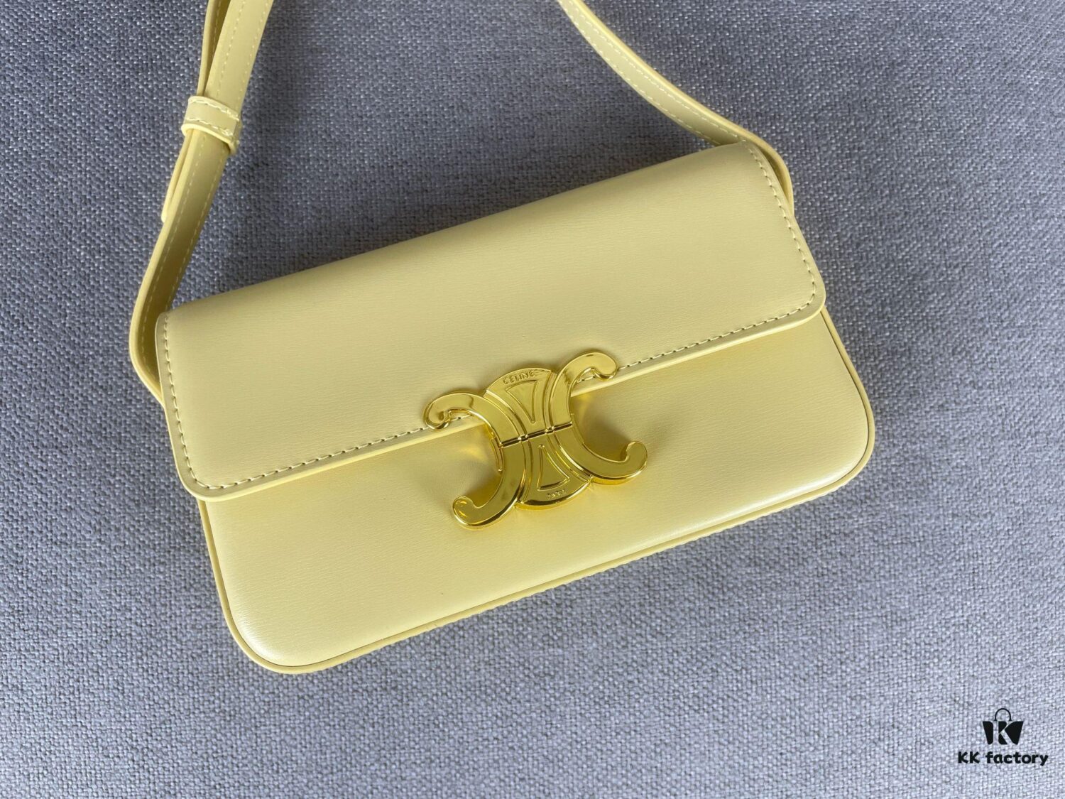 6930ac576e68136f4d9ace61 CELINE New Triomphe Arch of Triumph Underarm Bag Spring Summer Limited Edition