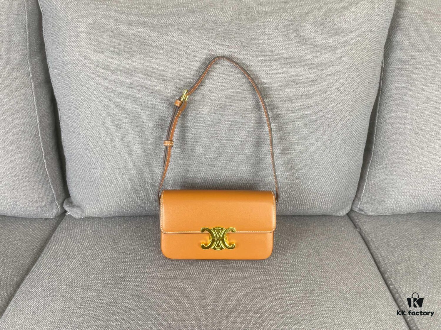 6930ac606e68136f4d9ace6e CELINE Triomphe Archway Underarm Bag - Limited Spring/Summer Edition