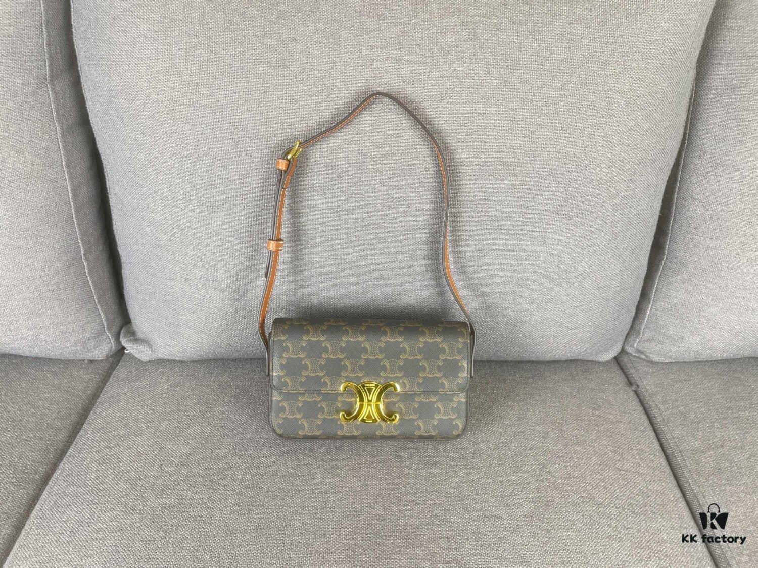 CELINE Triomphe Archway Bag - Limited Spring/Summer Edition
