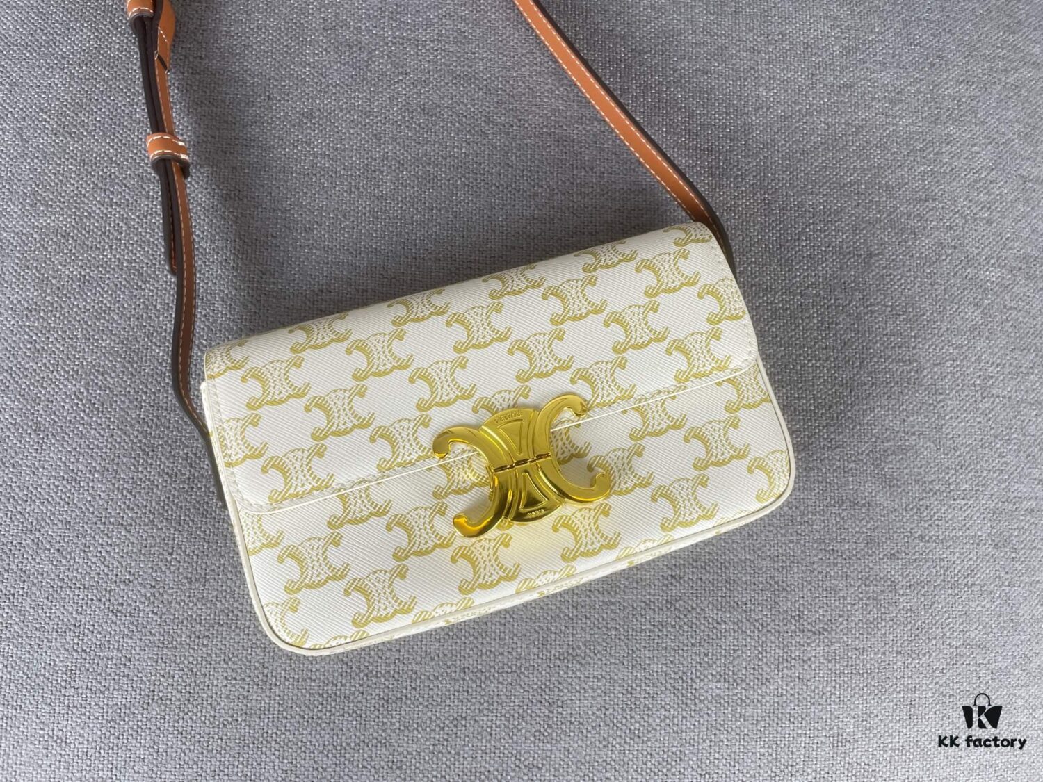 6930ac6f6e68136f4d9ace8a CELINE Brand New Triomphe Arc de Triomphe Underarm Bag, Limited Spring-Summer Edition