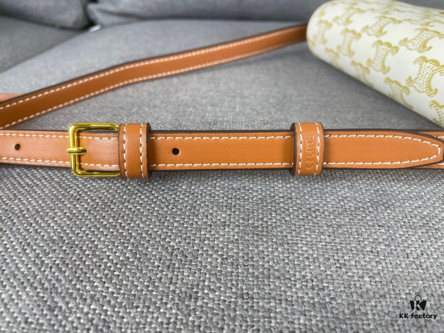 6930ac716e68136f4d9ace8c CELINE Brand New Triomphe Arc de Triomphe Underarm Bag, Limited Spring-Summer Edition