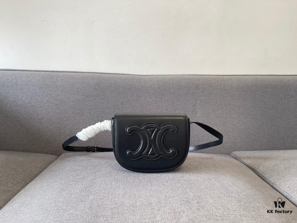 6930ac886e68136f4d9aceb3 CELINE New Arrival FOLCO Saddle Bag