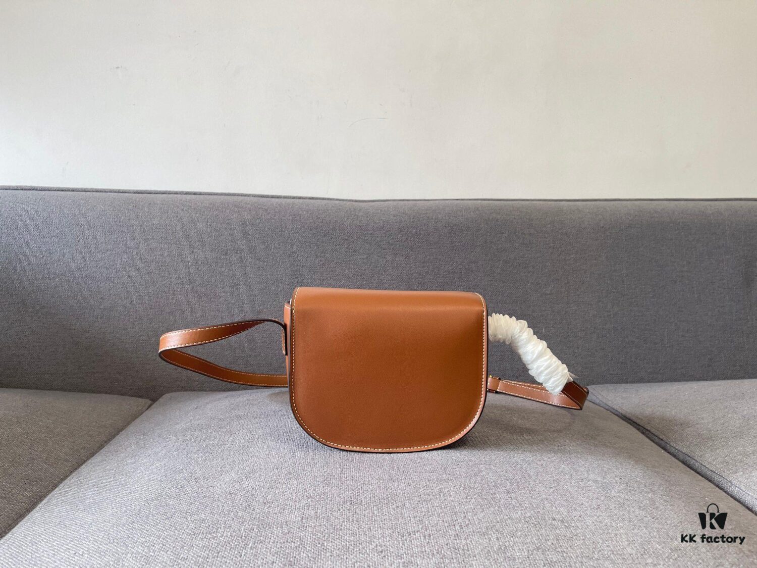 6930ac8d6e68136f4d9acebc CELINE FOLCO Saddle Bag - New Arrival