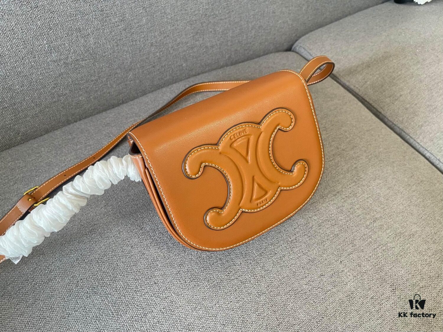 6930ac916e68136f4d9acec1 CELINE FOLCO Saddle Bag - New Arrival