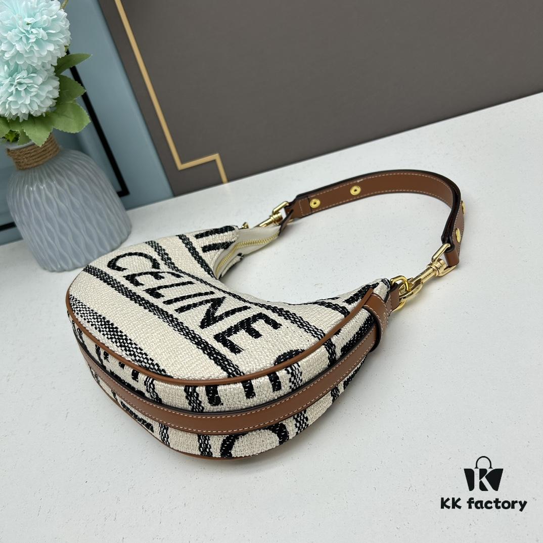 New Arrival Celine Shoulder Bag, Vintage Style, Large Capacity, Minimalist Letter Design, 24*13cm, Model No. 3988