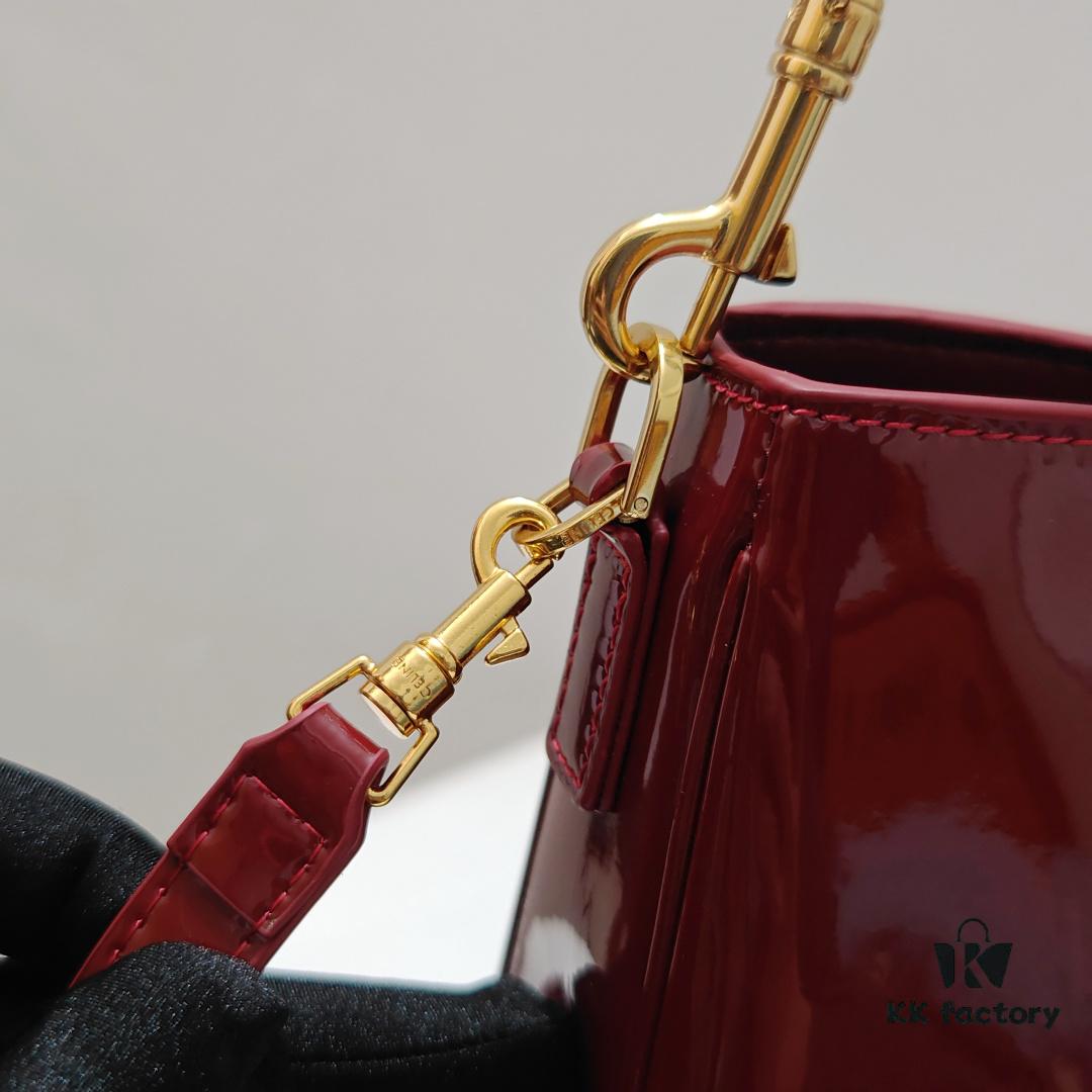 6930ad916e68136f4d9ad0cb Genuine Leather In Stock, Celine 2025 New Arrival 16 Soft Handbag