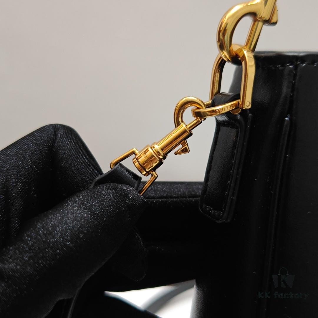 6930ad976e68136f4d9ad0d9 Genuine Leather In Stock, Celine 16 Soft Handbag 2025 New Arrival