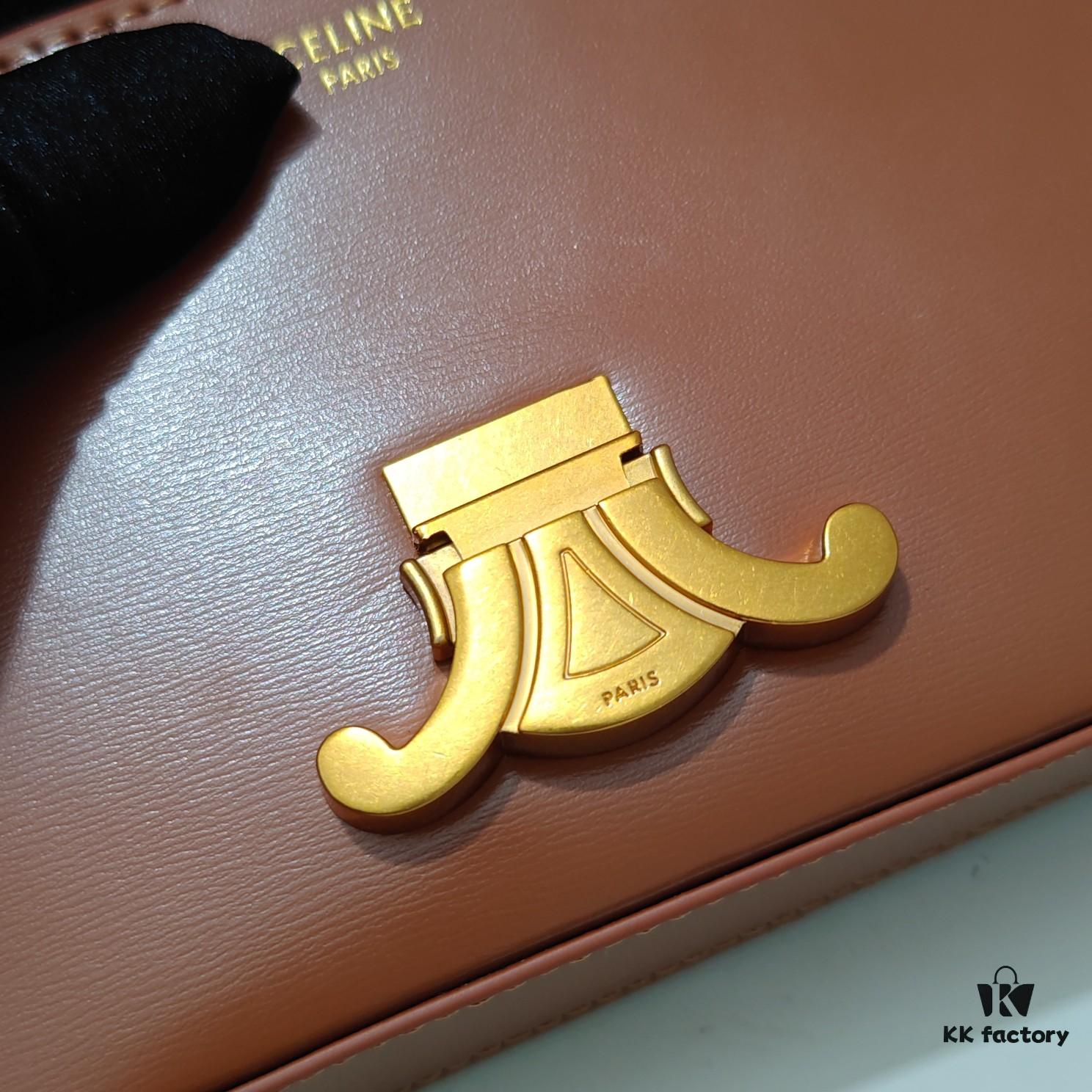 6930ada96e68136f4d9ad0ff Top Quality Original Celine Triomphe Classic Shoulder Bag, Patent Leather with Needle Grain, Can Be Carried Underarm, by Hand or Crossbody, Perfect Color and Structure, Elegant and Three-dimensional Design