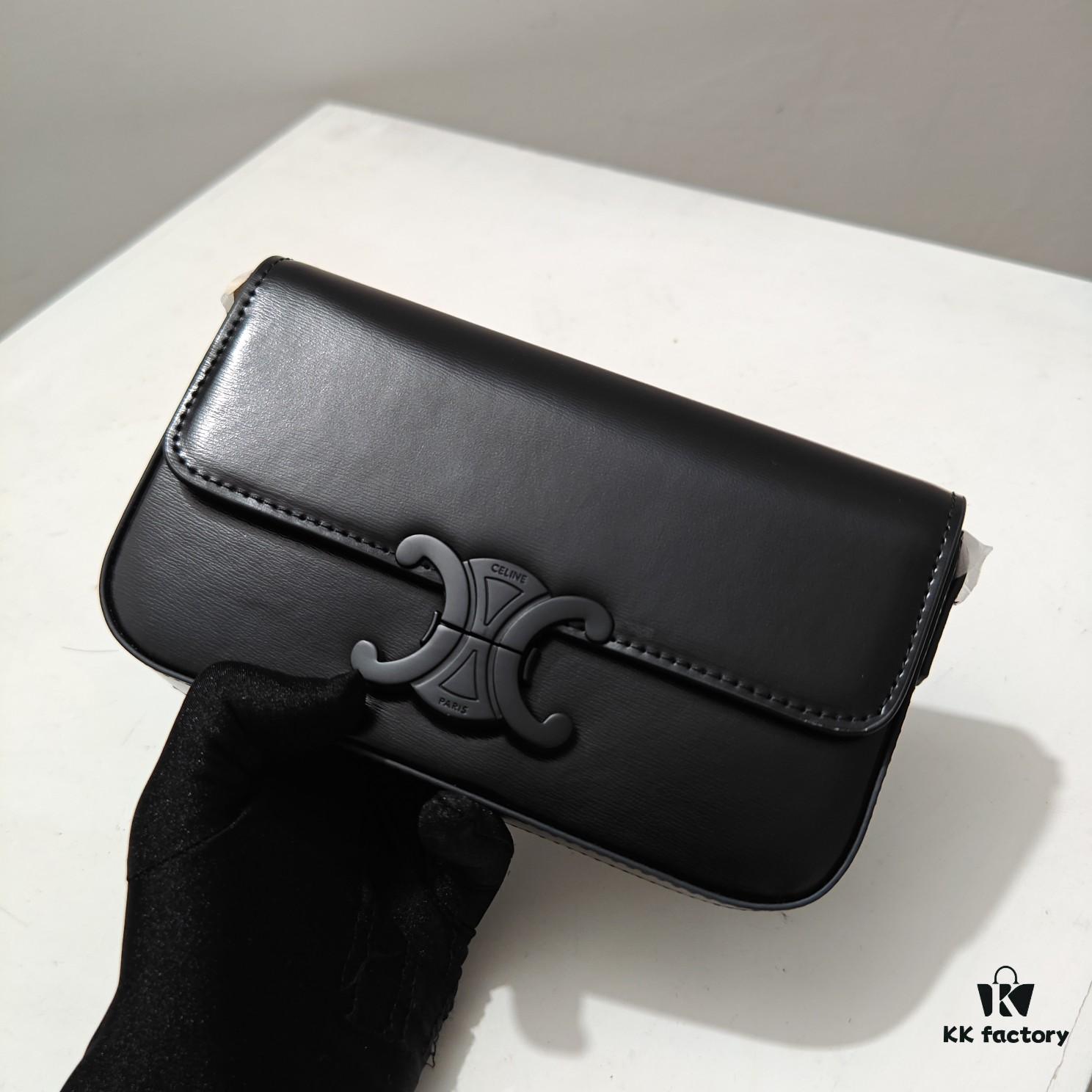 6930adb06e68136f4d9ad111 Top Quality Original Celine Triomphe Classic Crossbody Bag, Veined Calfskin Leather, Can Be Carried Underarm, by Hand or Crossbody