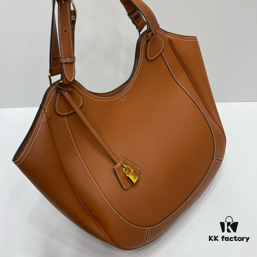6930addd6e68136f4d9ad16e Celine New Arrival Tote Alice Hobo - A Perfect Blend of Retro and Modern Elegance