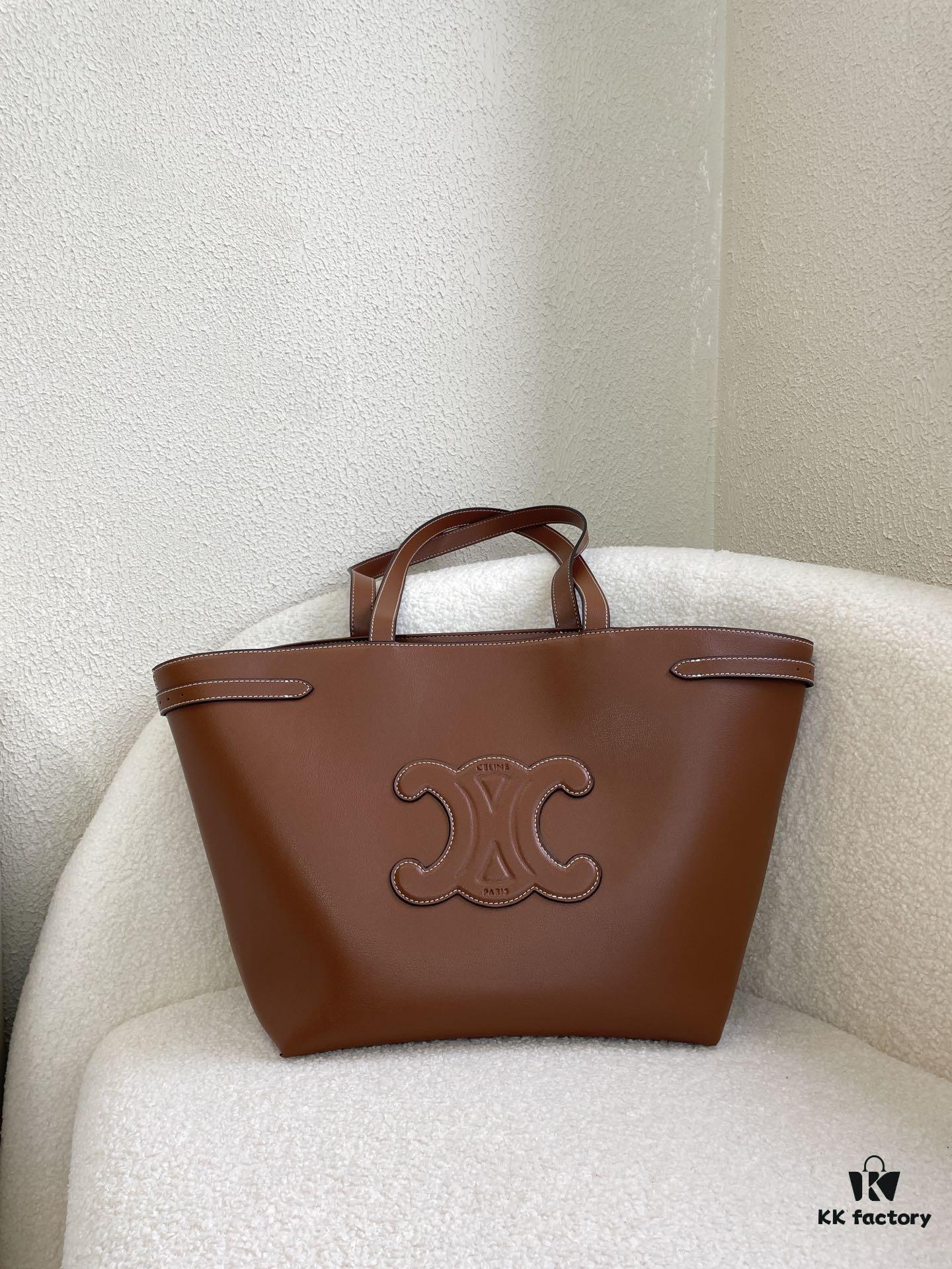 6930ae076e68136f4d9ad1bb CELINE | CABAS ANAÏS Grainy Calfskin Leather Handbag