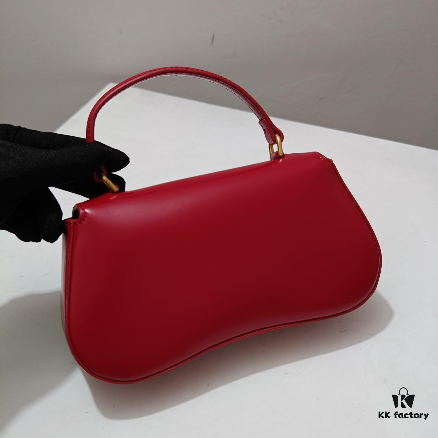 Top Quality Original Version Celine Latest TEEN LOLA Shiny Cowhide Leather Handbag