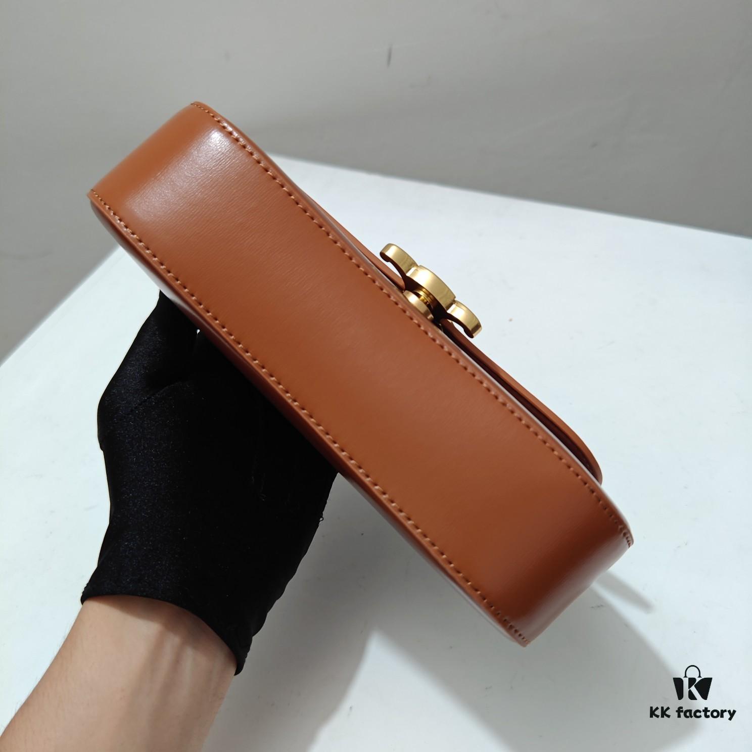 Top Quality Original Version Celine Latest TEEN LOLA Shiny Cowhide Leather Handbag