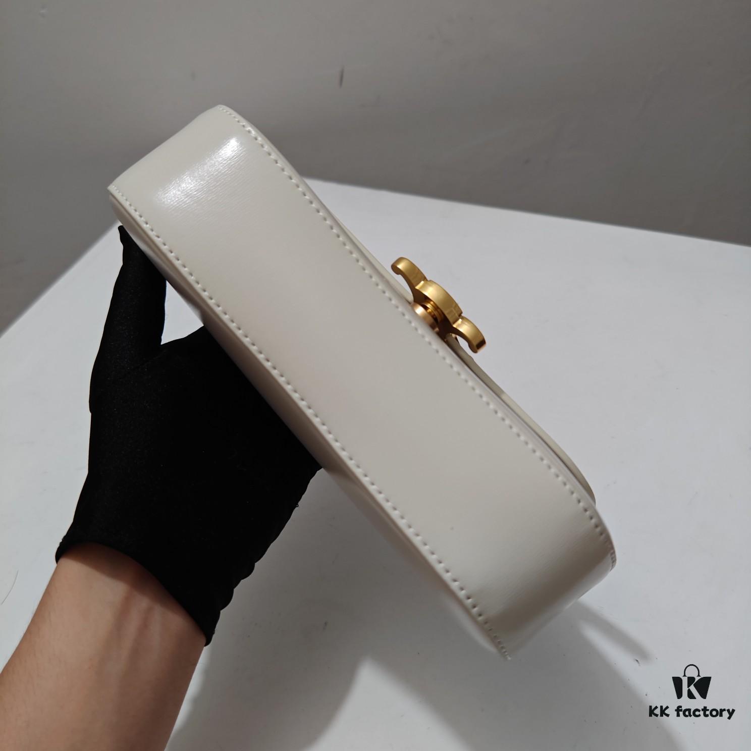 Top Quality Original Version Celine Latest Teen Lola Shiny Cowhide Leather Handbag