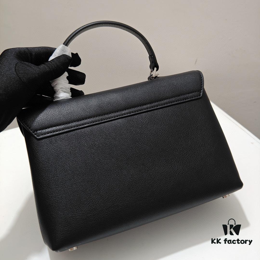 Top-Grade Cowhide, Crinkle Grain Leather, Celine 2024 New Arrival Arc Triomphe Bag, Minimalist and Elegant Design in Large Size 25cm