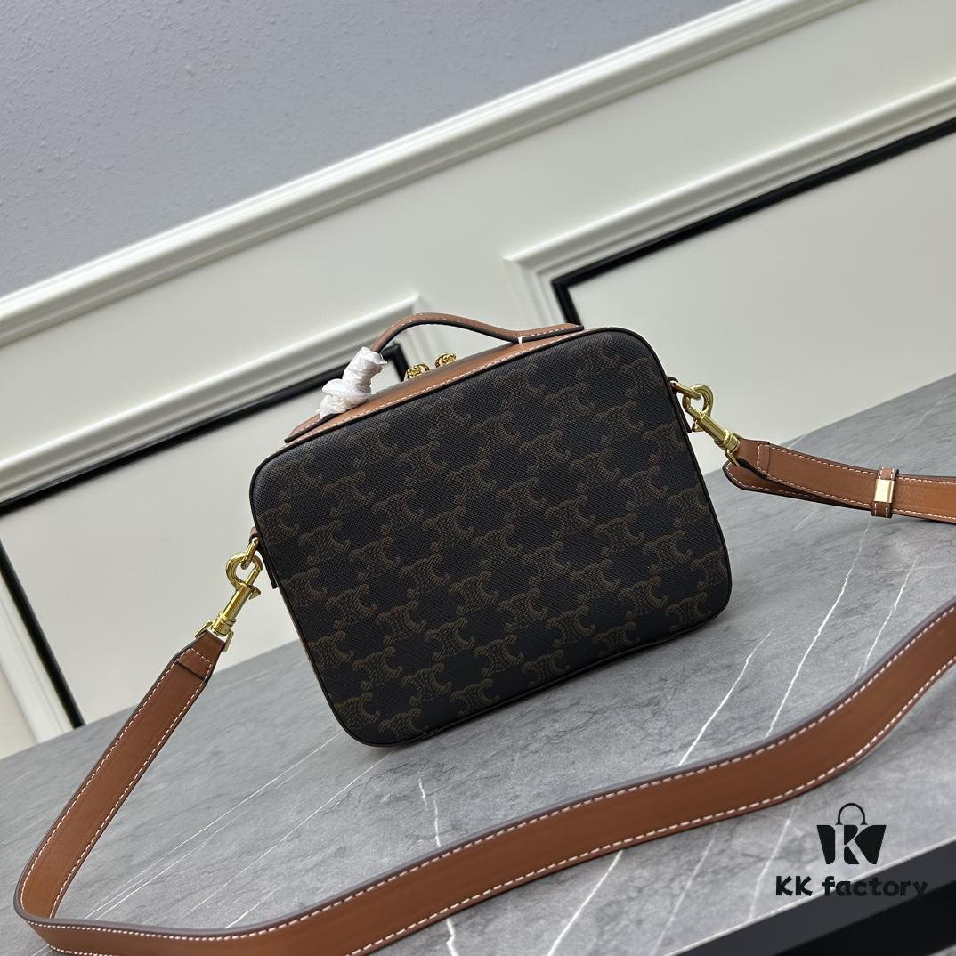 6930ae606e68136f4d9ad261 Celine TRIOMPHE Print Camera Bag