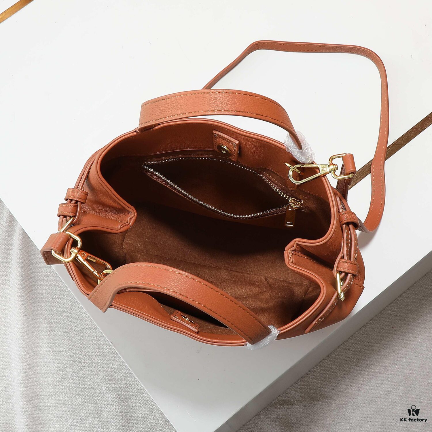 6930ae8f6e68136f4d9ad29d Celine Arches Tote Bag