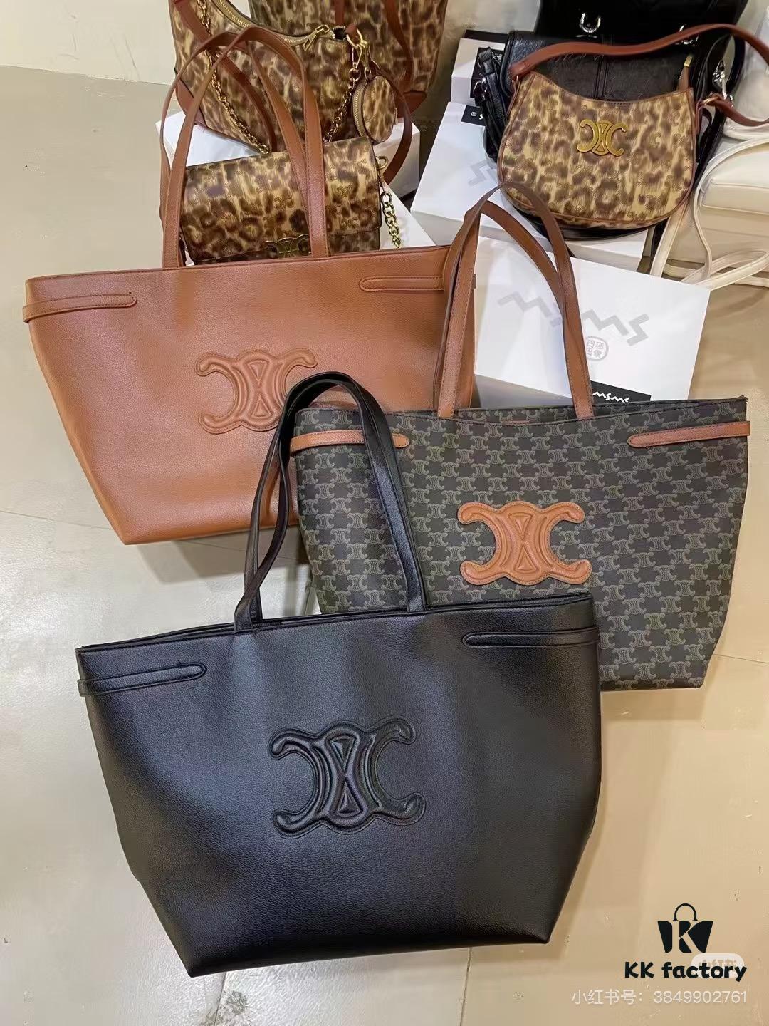 6930aeb66e68136f4d9ad2db Celine Shopping Bag, Imported Crinkled Leather, Fashionable and Versatile, Must-Have Item for Trendsetters