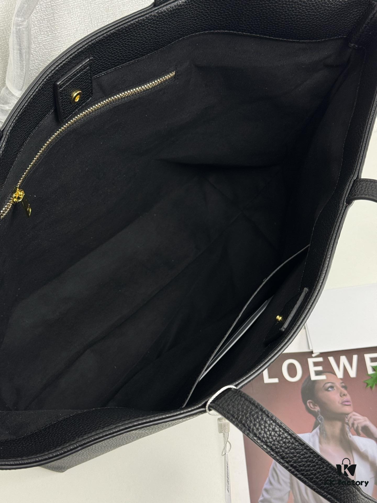 6930aec36e68136f4d9ad2e9 Celine Shopping Bag 🛍️, Imported Crinkled Leather Texture, Fashionable and Versatile, Must-Have Item for Trendsetters