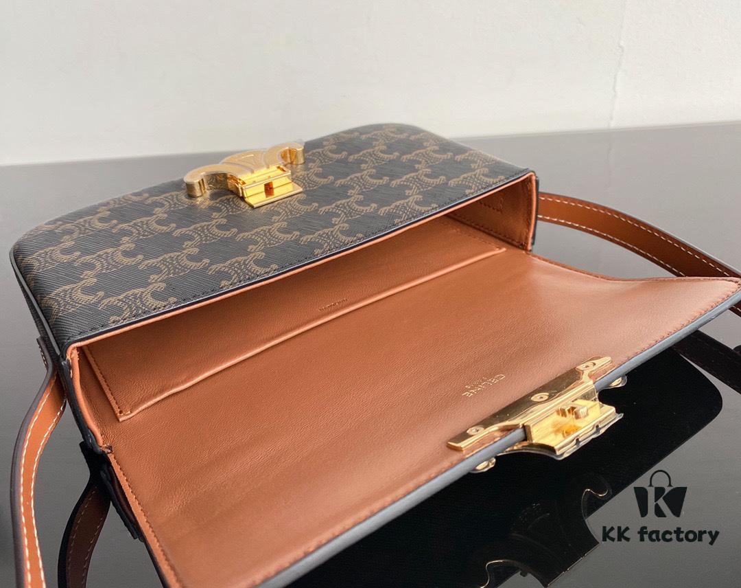 6930af0f6e68136f4d9ad367 CELINE 2024 Spring-Summer New Arrival TRIOMPHE Logo Printed Cowhide Leather Shoulder Bag, Triumph Armpit Bag, Cowhide Trim, Lambskin Lining, Interior Flat Pocket, Adjustable Leather Shoulder Strap (Length: 20cm)