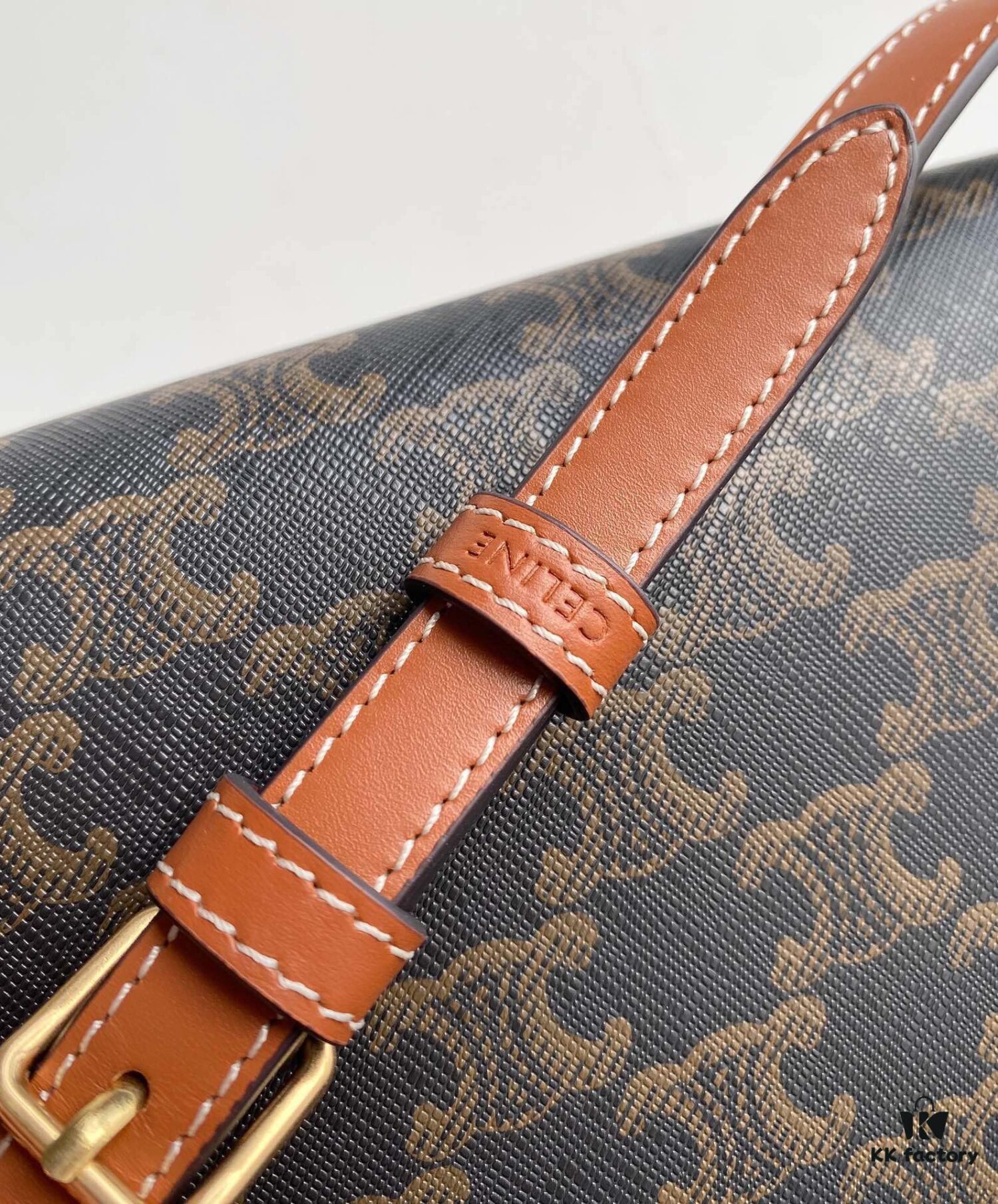 6930af116e68136f4d9ad36b CELINE 2024 Spring-Summer New Arrival TRIOMPHE Logo Printed Cowhide Leather Shoulder Bag, Triumph Armpit Bag, Cowhide Trim, Lambskin Lining, Interior Flat Pocket, Adjustable Leather Shoulder Strap (Length: 20cm)