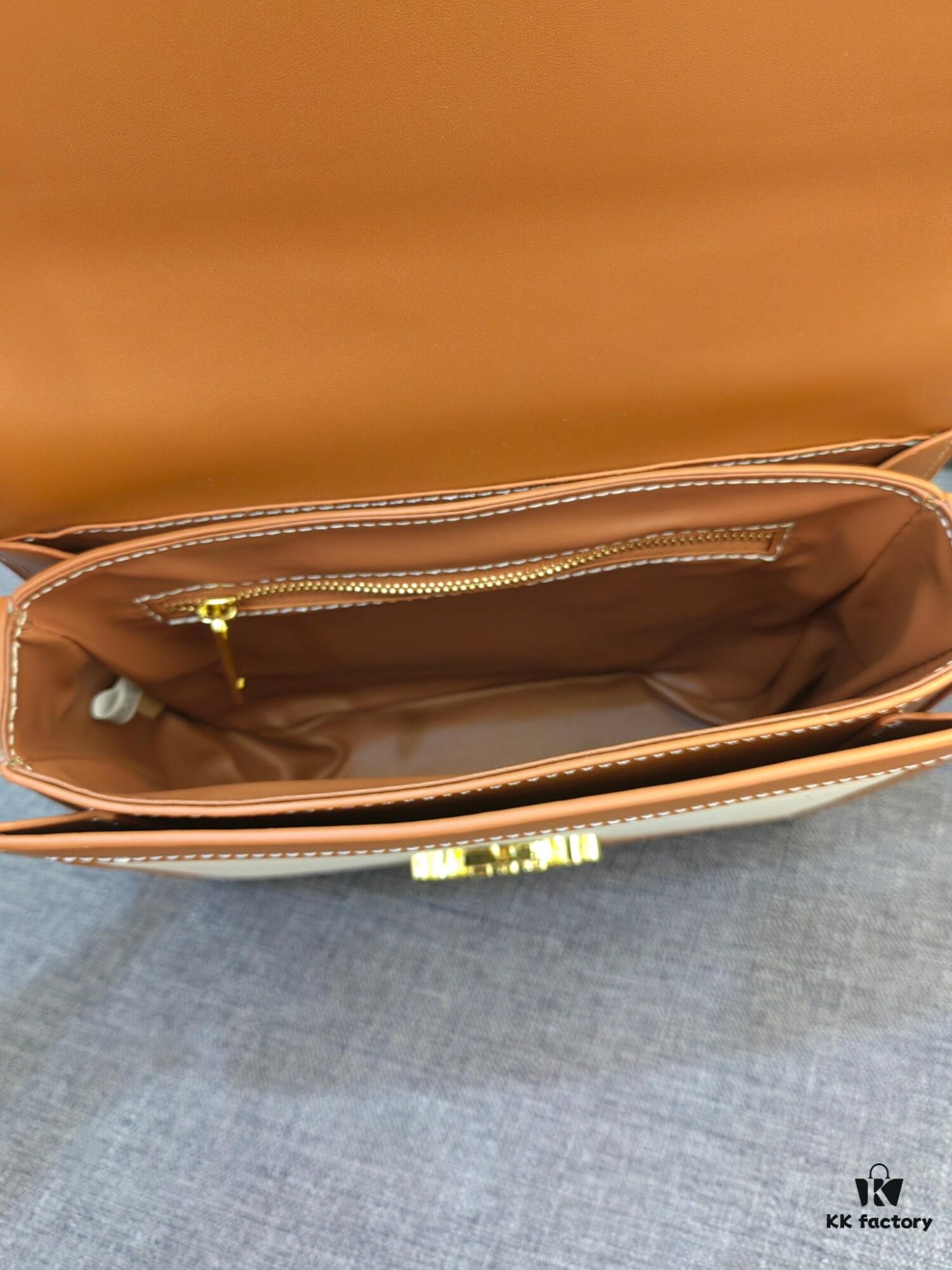 6930af2e6e68136f4d9ad39b CELINE Triumph Arch Box Teen Shoulder Bag, Vintage Style Women's Single-Shoulder Crossbody Bag