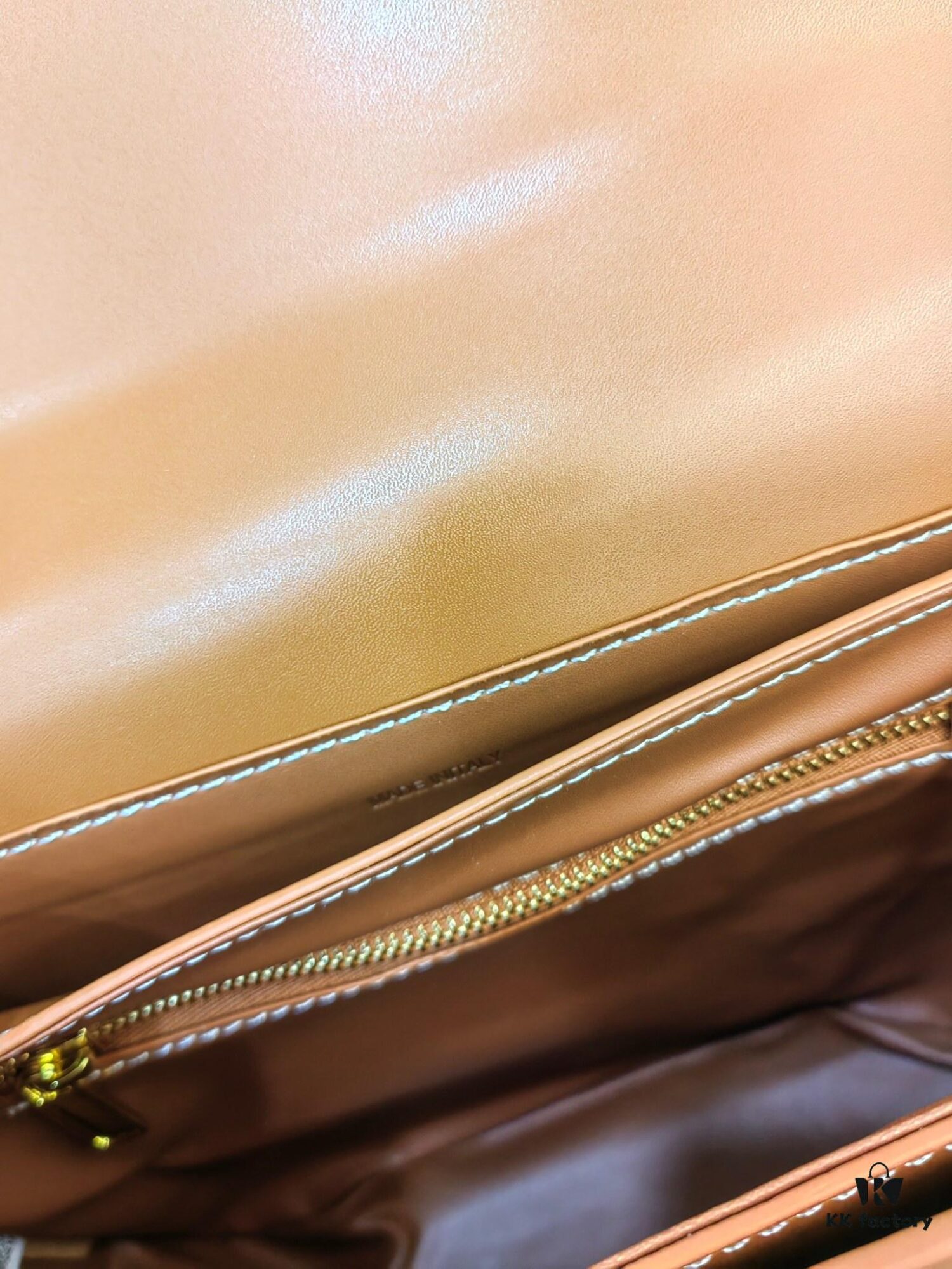 6930af2e6e68136f4d9ad39c CELINE Triumph Arch Box Teen Shoulder Bag, Vintage Style Women's Single-Shoulder Crossbody Bag