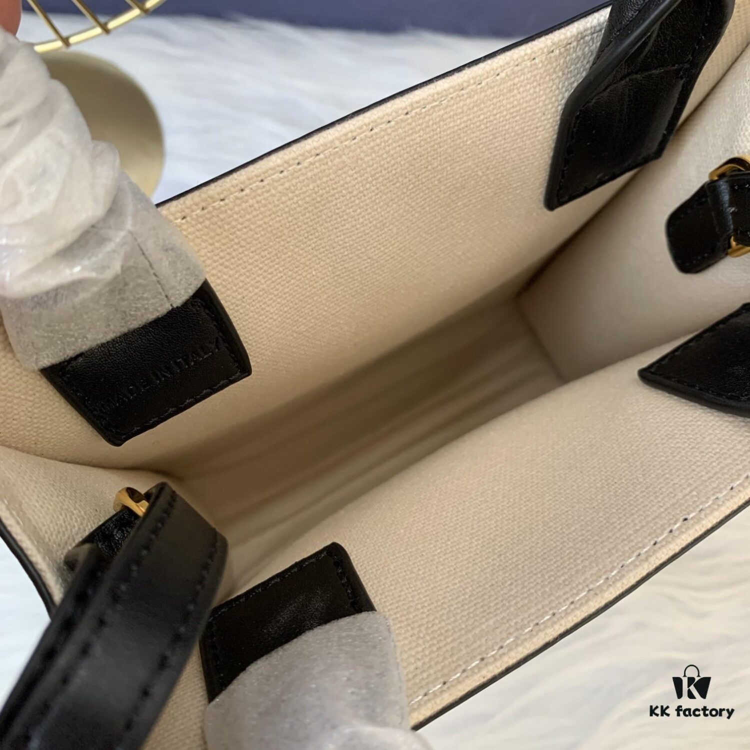 6930af6a6e68136f4d9ad40f Mini CELINE Print Synthetic Leather and Cowhide Vertical Handbag in Fabric Design C194372 with Black Accents, Adjustable and Removable Leather Shoulder Strap (50cm)