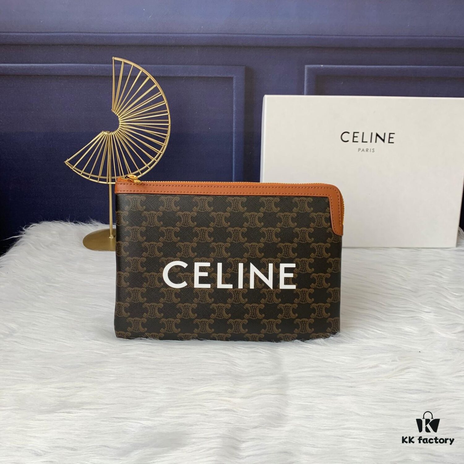 6930af706e68136f4d9ad419 S10D672 Small CELINE TRIOMPHE Printed Vintage Clutch Bag, Minimalist Retro Style, Fashionable Design, Comfortable High-Quality Material, Durable Shape Retention
