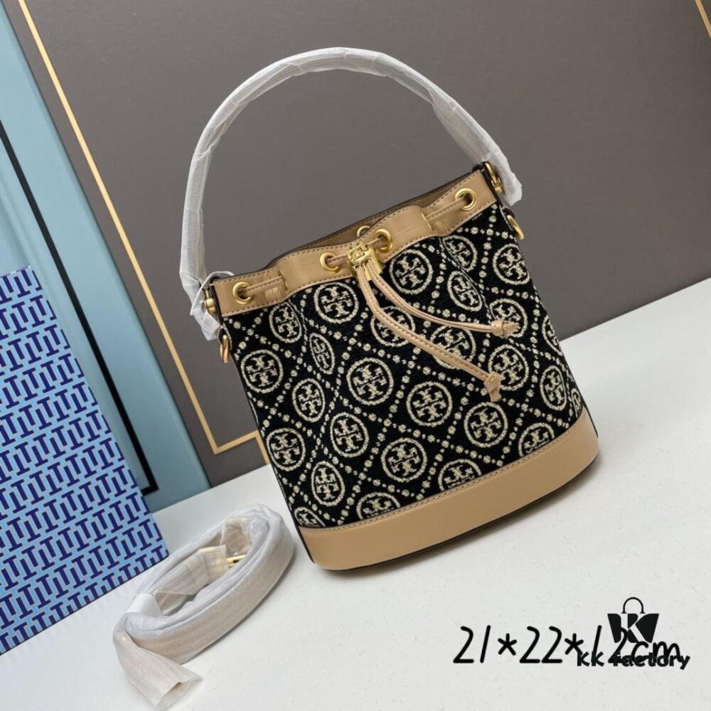 6930afc46e68136f4d9ad4c7 Large TORY BURCH Monogram Drawstring Bucket Bag in Navy Canvas – 2021 Summer Collection