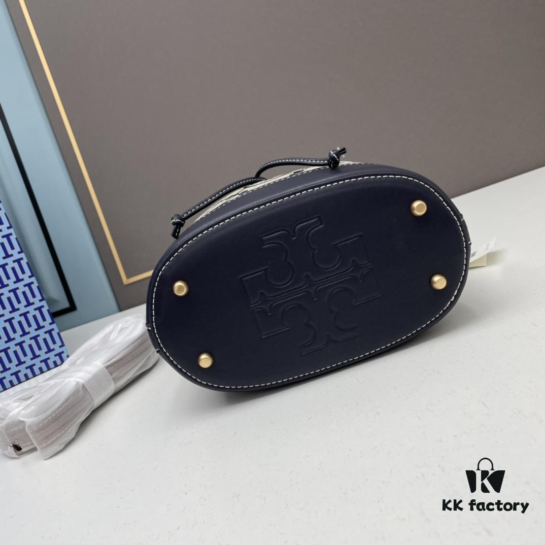6930afc96e68136f4d9ad4d2 Large TORY BURCH Monogram Drawstring Bucket Bag in Navy Blue Canvas – 2021 Summer Collection