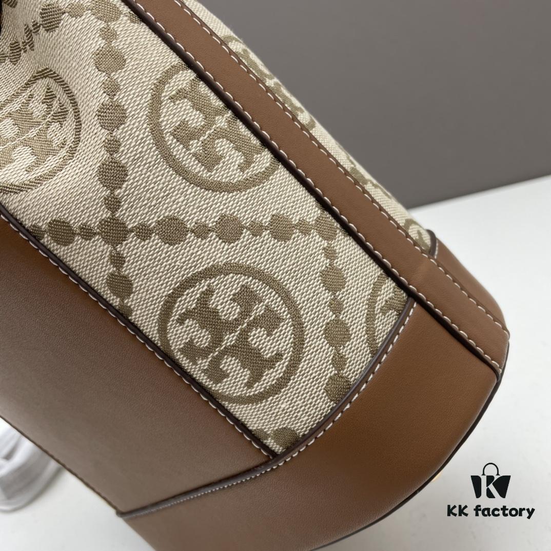 6930afcd6e68136f4d9ad4dc Large TORY BURCH Monogram Drawstring Bucket Bag, Navy Blue Canvas with Vintage Jacquard Trim – 2021 Summer Collection