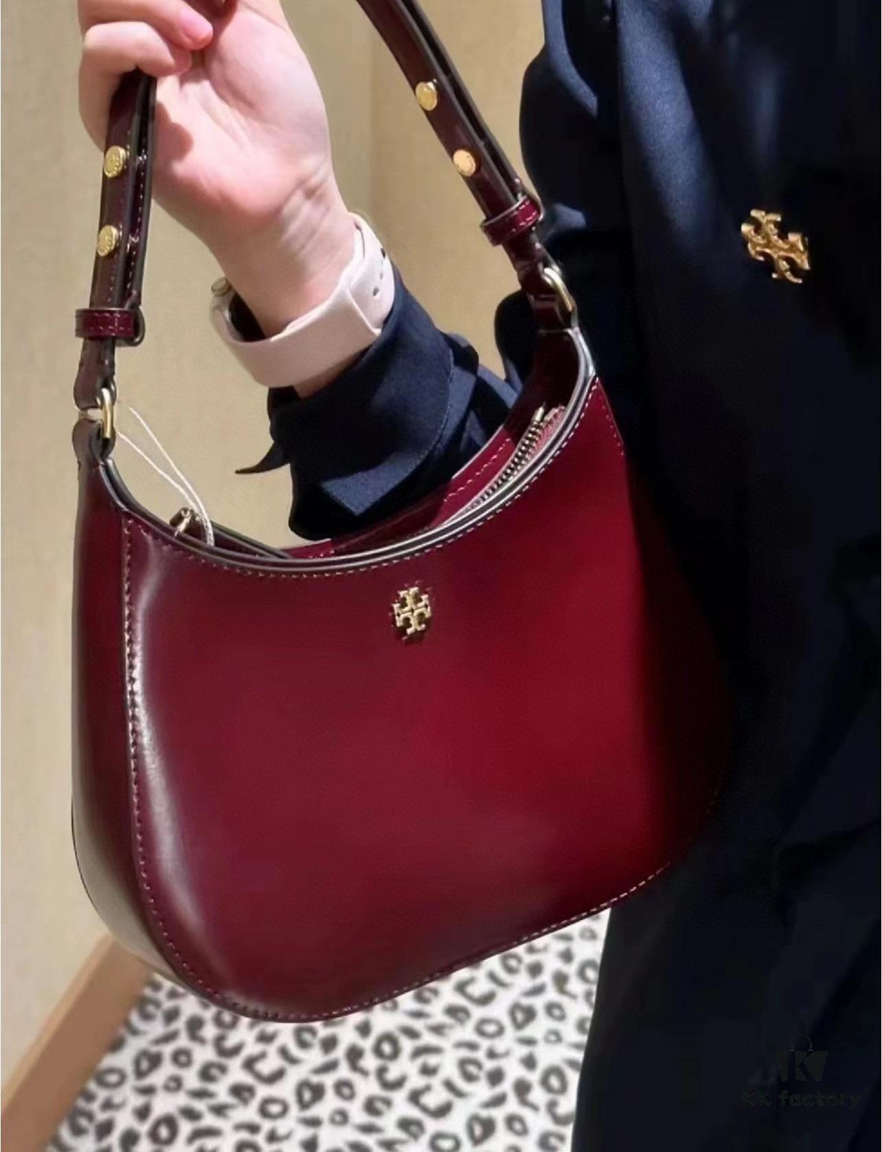 6930b0526e68136f4d9ad5cc Tory Burch Emerson Series New Arrival Crossbody Bag in Full Leather with Quilted Calfskin