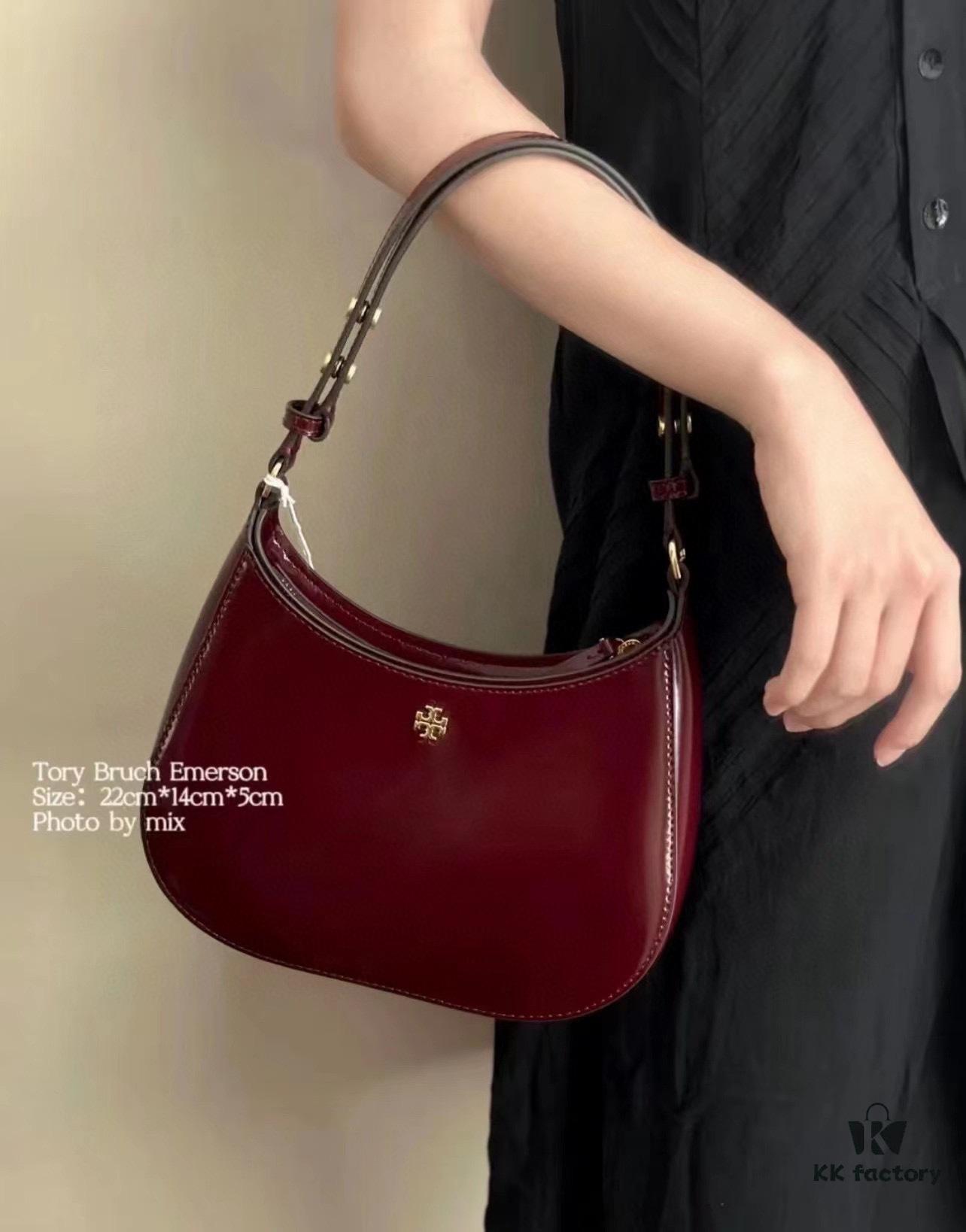 6930b0536e68136f4d9ad5ce Tory Burch Emerson Series New Arrival Crossbody Bag in Full Leather with Quilted Calfskin