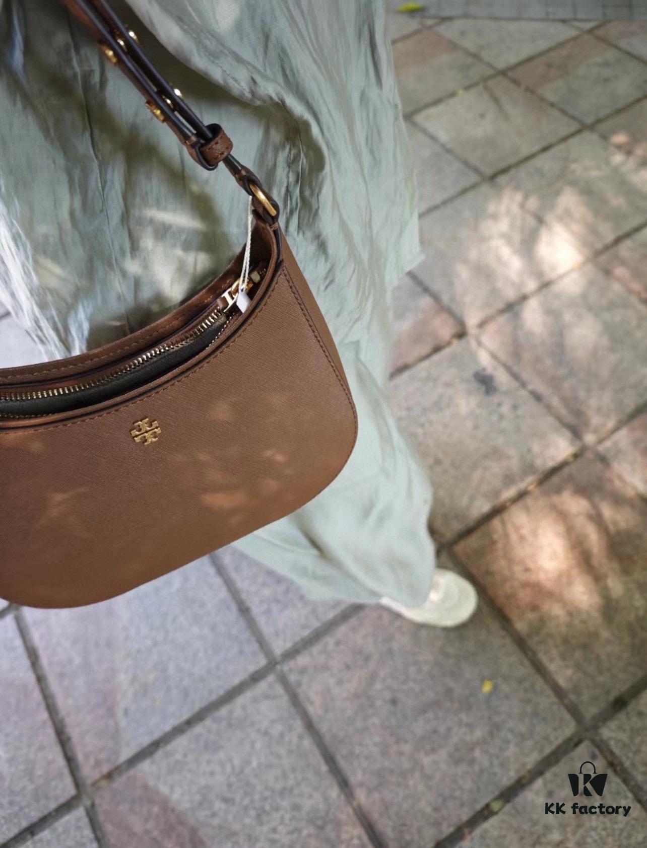 6930b0586e68136f4d9ad5d7 Tory Burch Emerson Series New Arrival Crossbody Bag in Full Leather with Quilted Calfskin