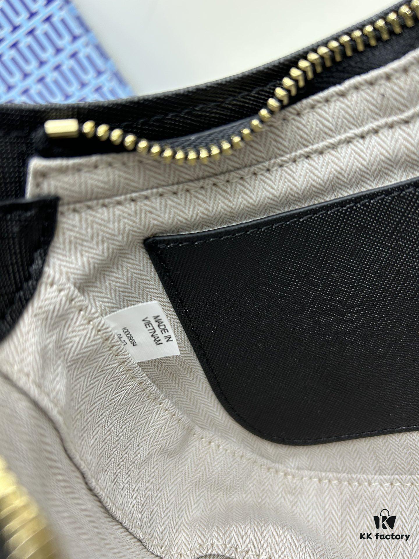 6930b0676e68136f4d9ad5f0 Tory Burch Emerson Series New Arrival Crossbody Bag in Full Leather with Quilted Calfskin
