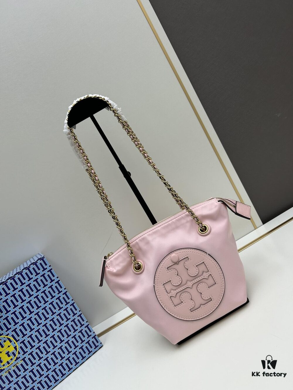 6930b09a6e68136f4d9ad64e Tory Burch Ella Mini Crossbody Bag – Lightweight Nylon Series, New Arrival with Attention to Detail