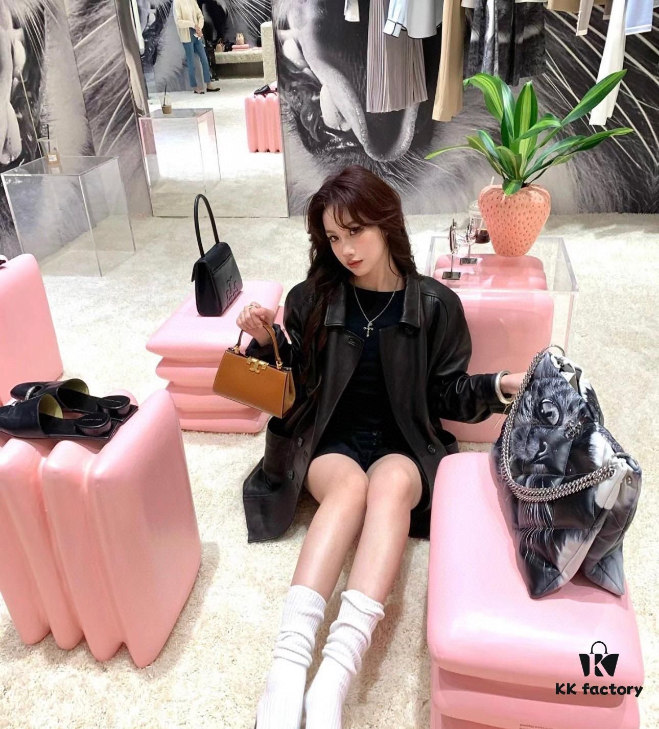 Authentic Quality [Full Genuine Leather Series, New Arrival with Attention to Detail] Tory Burch Eleanor Leather Handbag with Luxurious Suede Trims