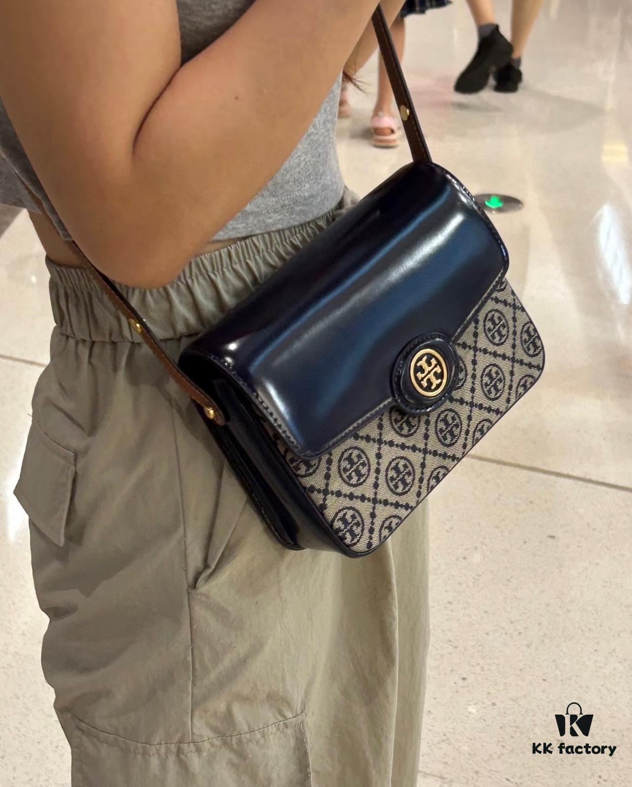 6930b11e6e68136f4d9ad72e New Arrival Tory Burch Robinson Series Dual-Use Shoulder Bag – Spazzolato Shiny Patent Leather Messenger Bag with Refined Edging