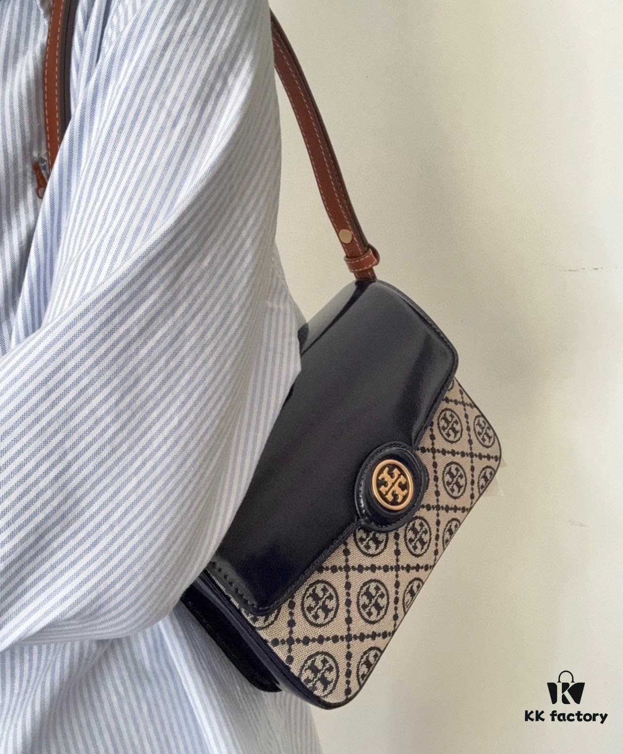6930b1226e68136f4d9ad735 New Arrival Tory Burch Robinson Series Dual-Use Shoulder Bag – Spazzolato Shiny Patent Leather Messenger Bag with Refined Edging