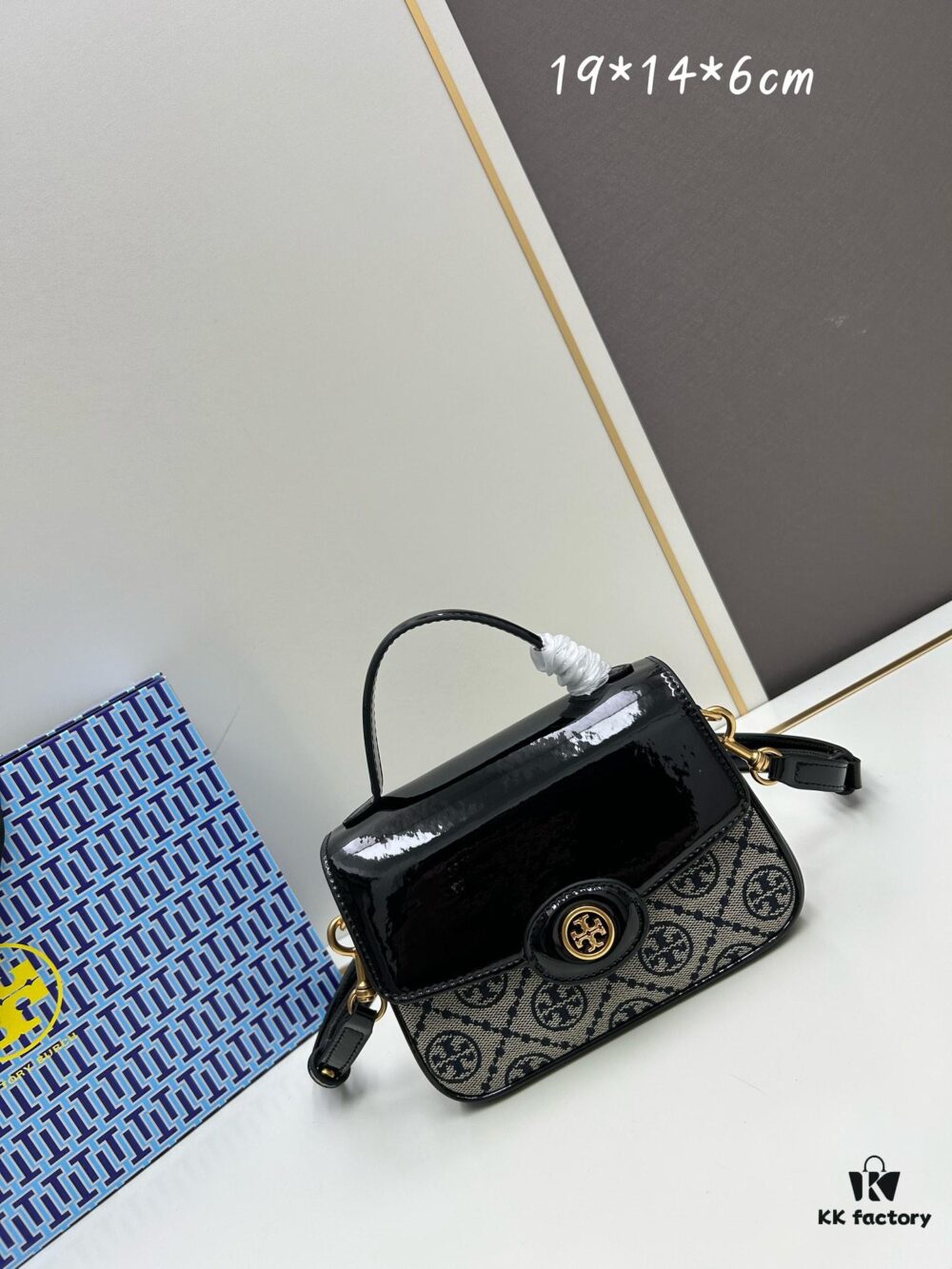 6930b19c6e68136f4d9ad800 New TORY BURCH Robinson Series Patent Leather Motorcycle Bag – Classic Foldover Handbag with Detachable Strap